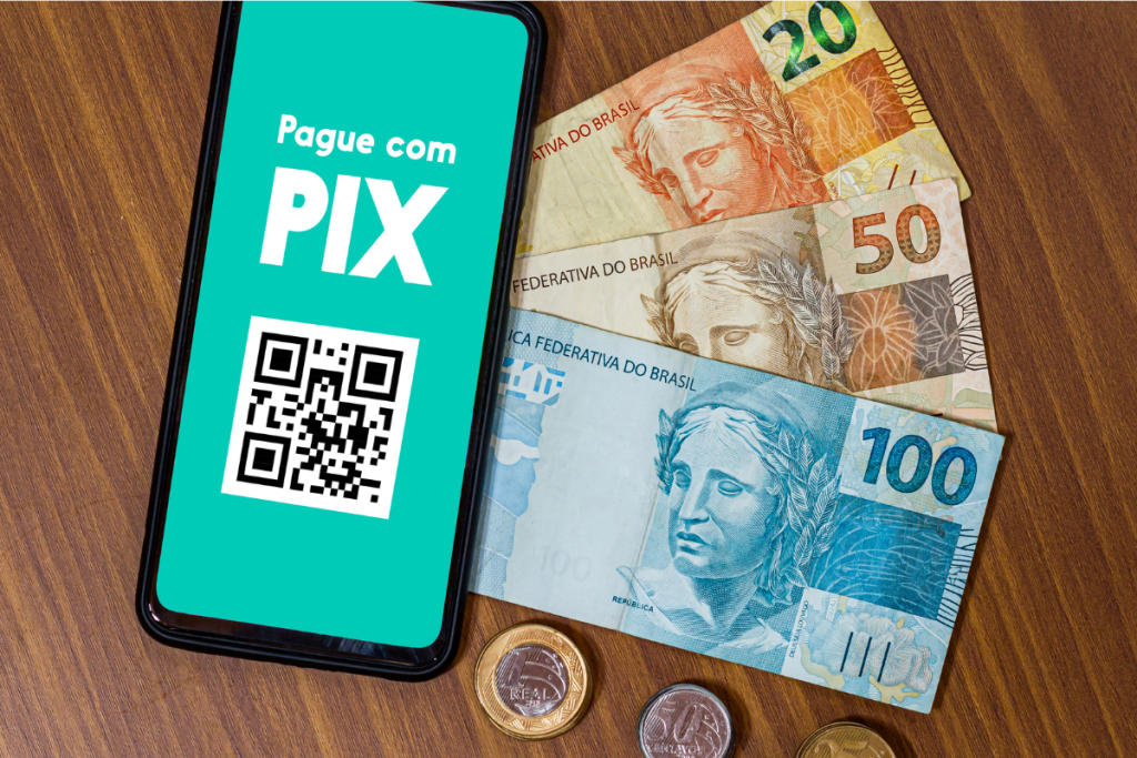 Receita Federal esclarece regras sobre Pix no Imposto de Renda e alerta para golpes
