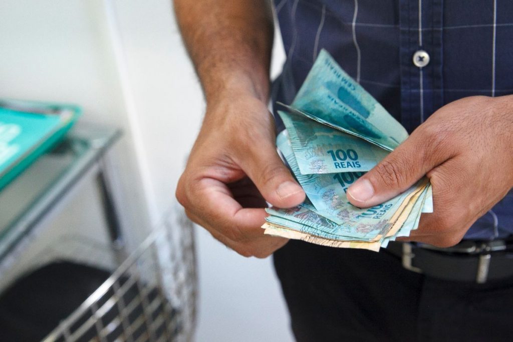 Simples Nacional: domine os limites e sublimites para manter sua empresa no regime