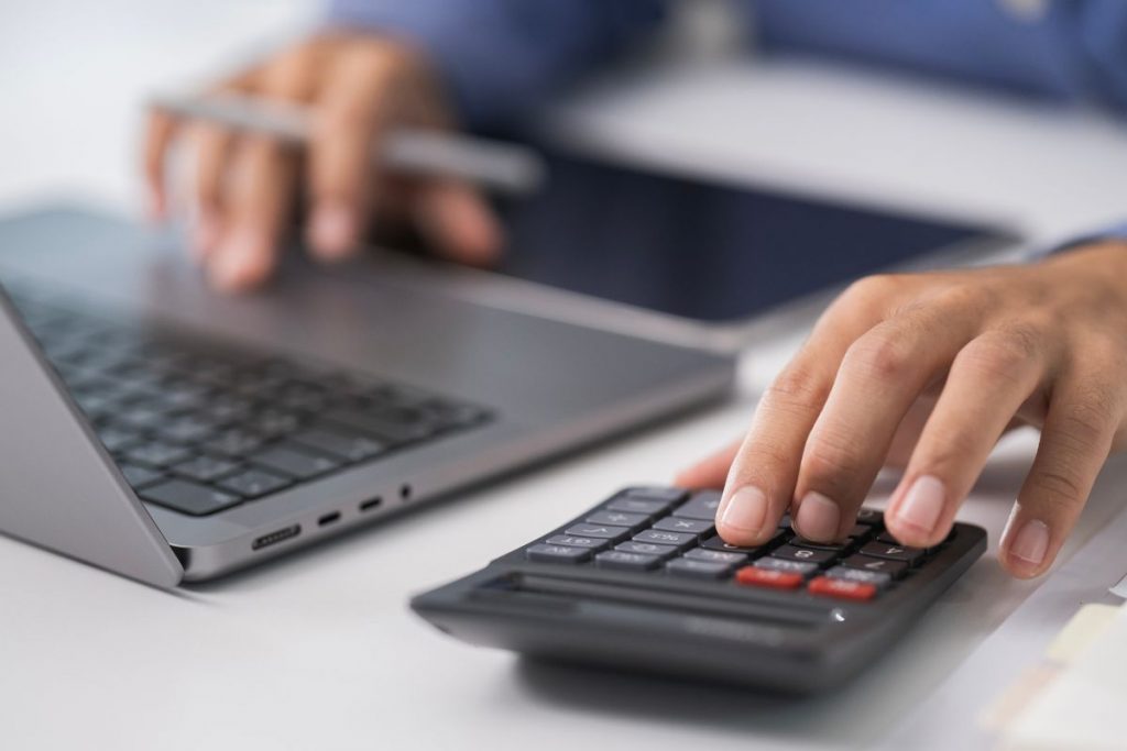 Agenda tributária de abril de 2026: todos os impostos e vencimentos que sua empresa precisa cumprir no Paraná